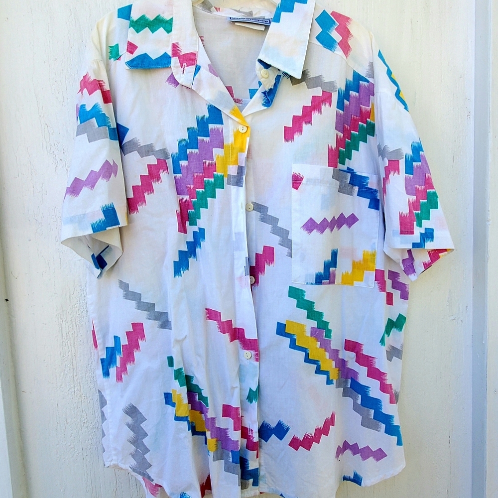 White/Multicolored Button-Up